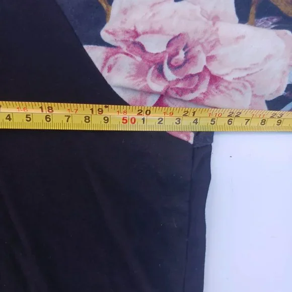 Shein Men's Size M Black Rose Short Sleeve Polo Shirt - Picture 6 of 8